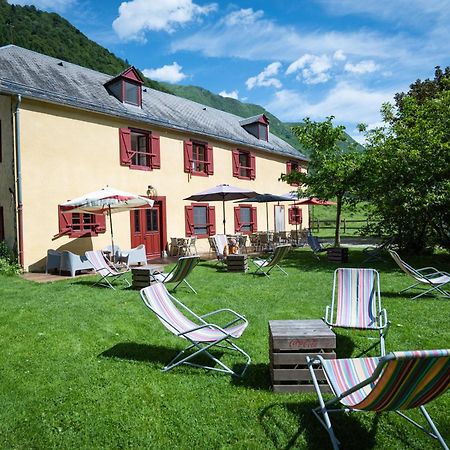 Gite Auberge Les Cascades Ла-Монжи Экстерьер фото