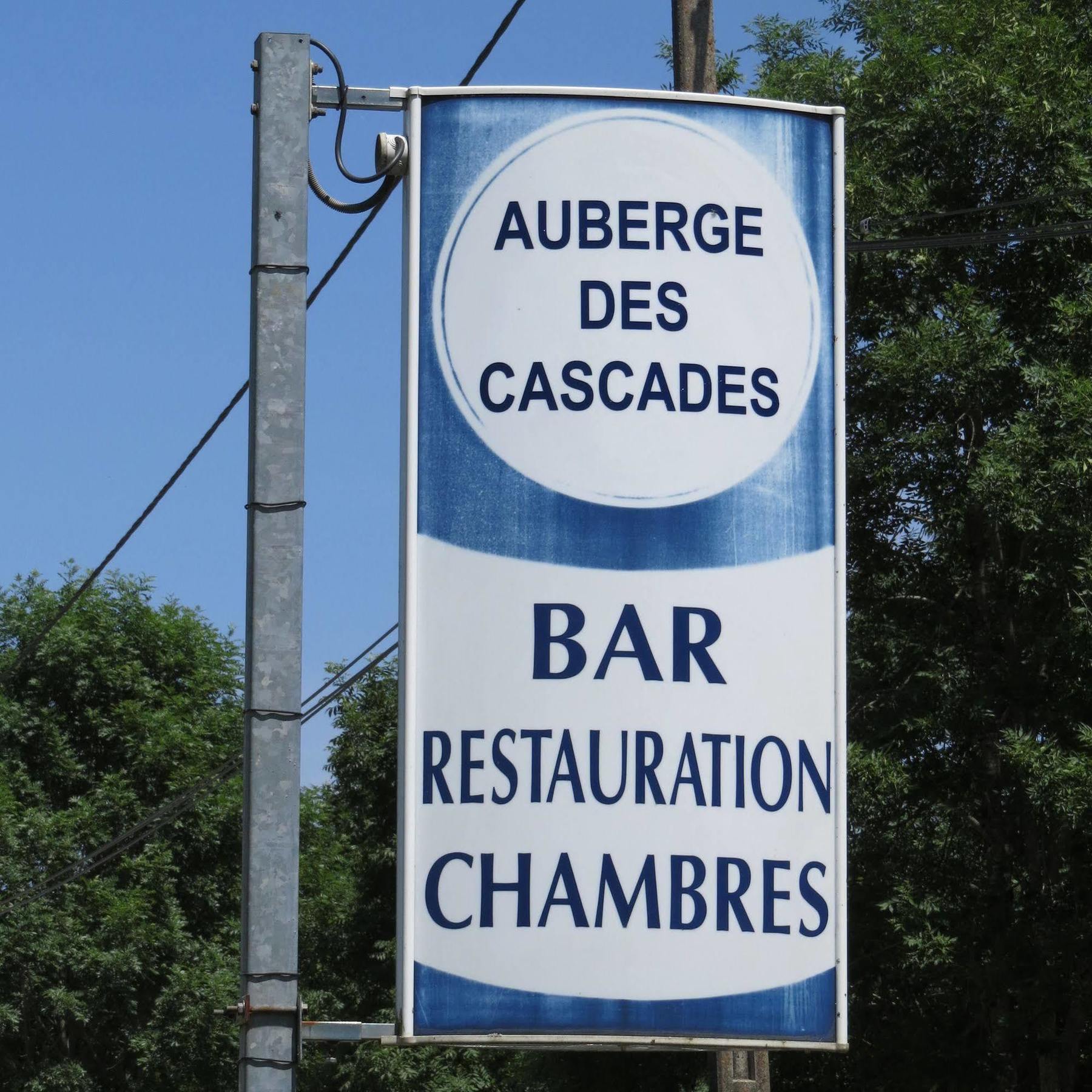 Gite Auberge Les Cascades Ла-Монжи Экстерьер фото